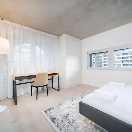 Luxury 3bd Center Of By Guestlee דירה וואי