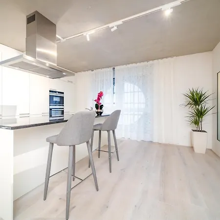 Apartamento Luxury 3bd Center Of By Guestlee