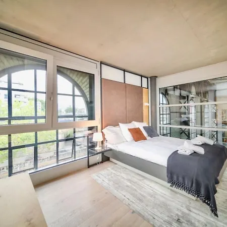 Luxury 3bd Center Of By Guestlee וואי